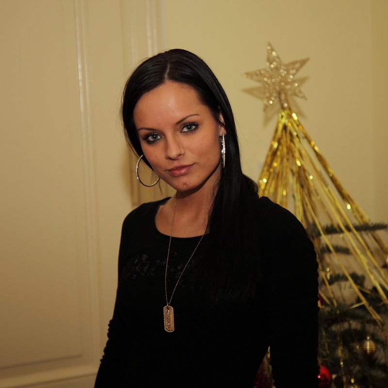 Sydne 34 Escort Easton