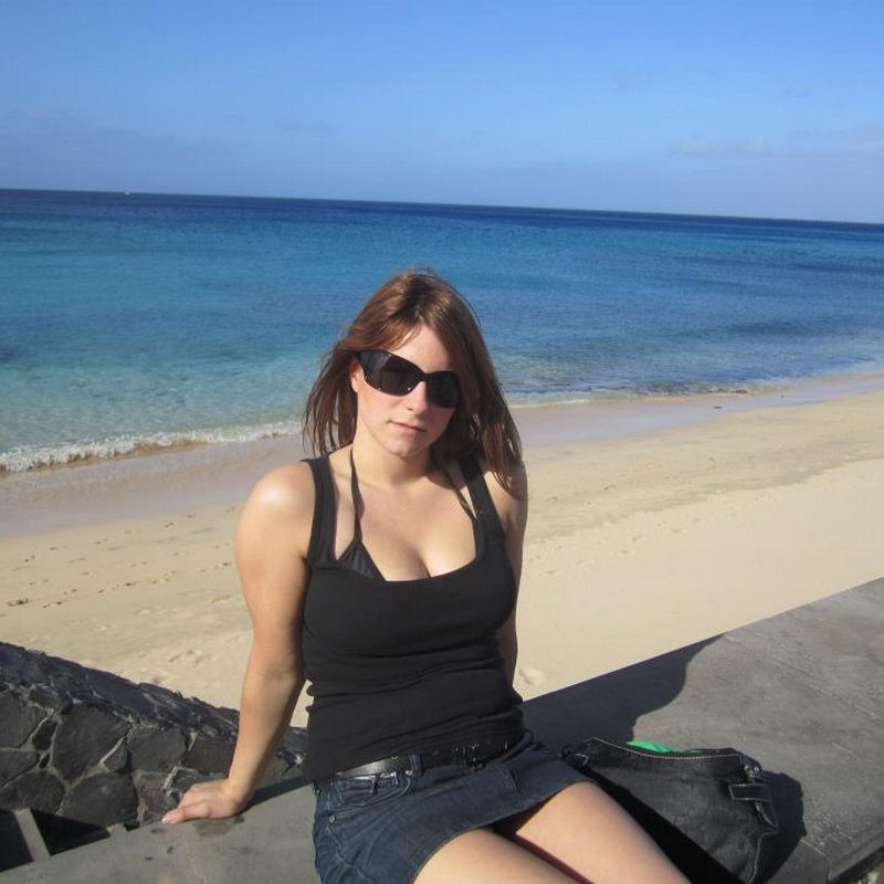 Rona 25 Escort Larimer