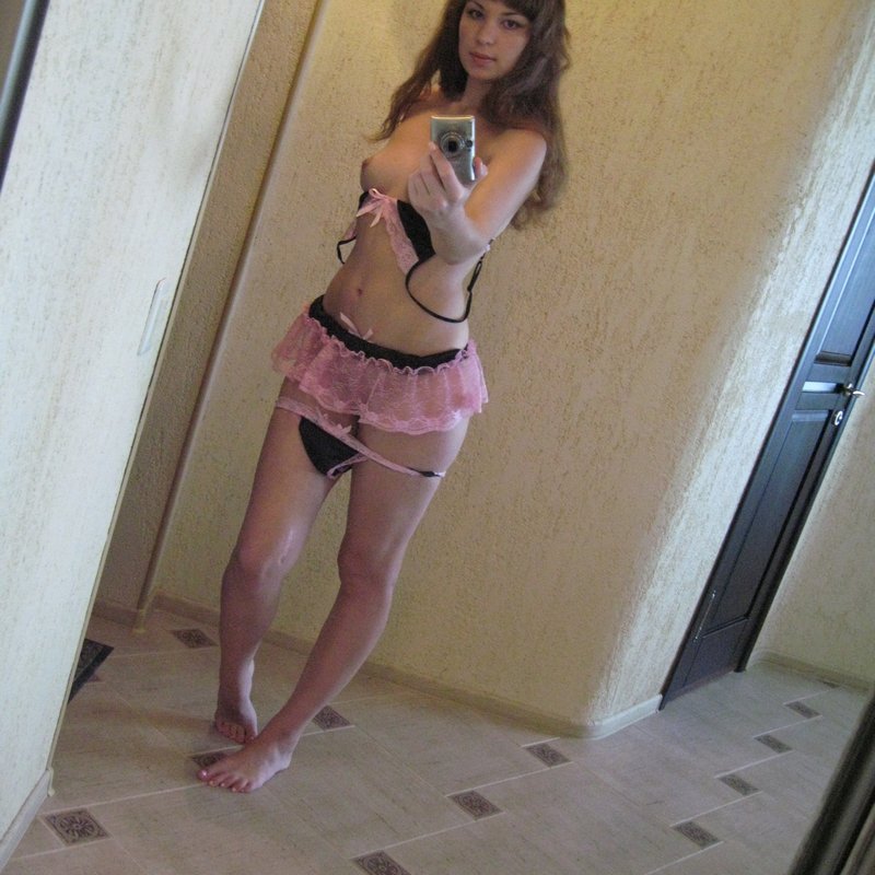 Cambria 32 Escort Vermontville